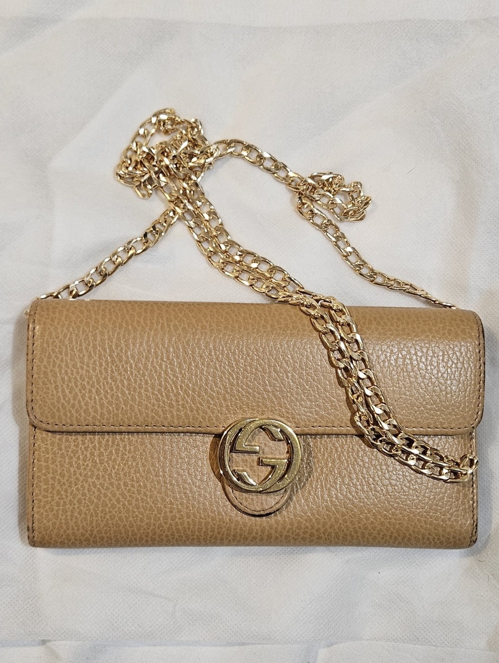 Gucci Beige Leather Continental Wallet with Gold Logo With COA